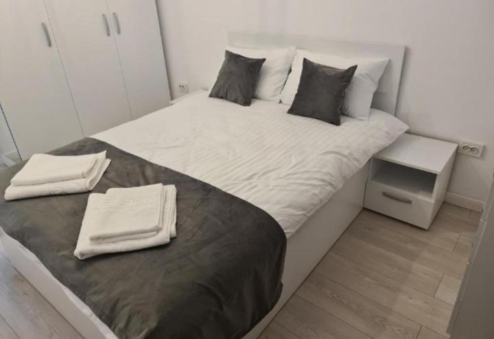 Apartament De Lux Bacau Luaran gambar